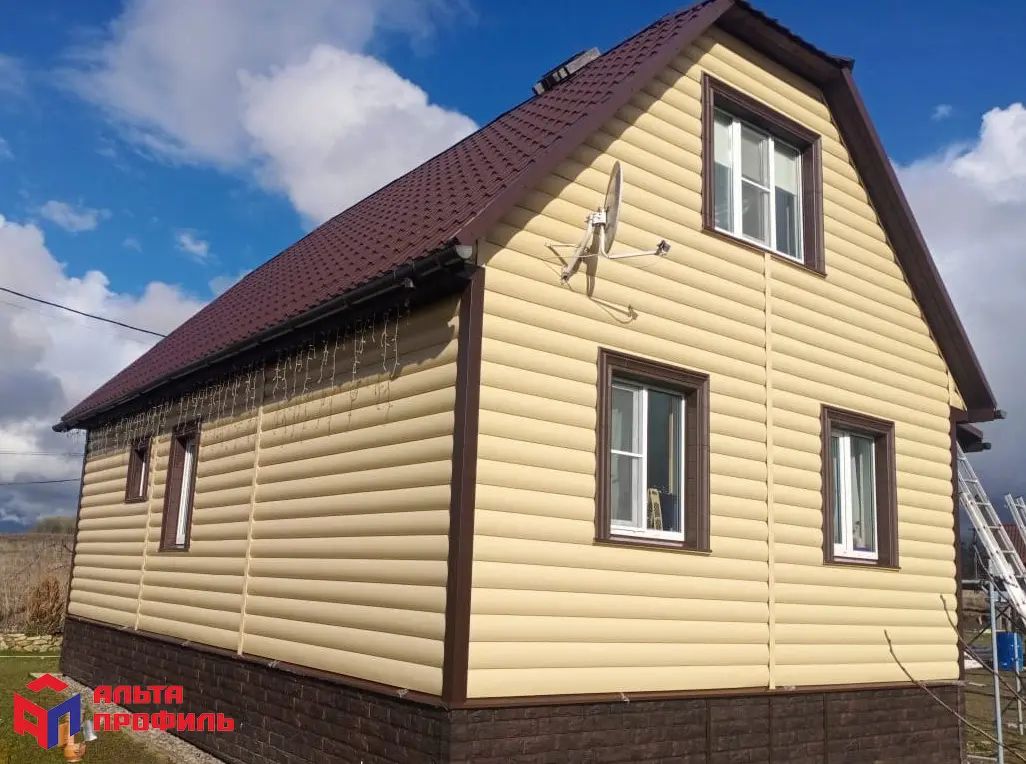 Сайдинг Blockhouse виниловый BH-02 двухпереломный